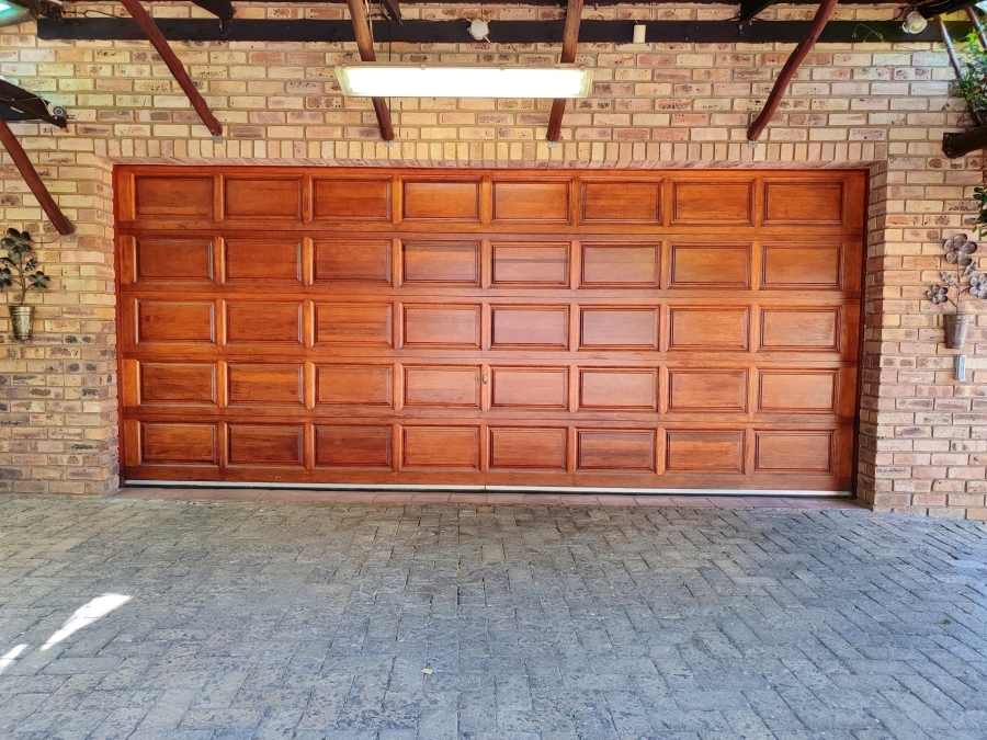 3 Bedroom Property for Sale in Wilkoppies North West